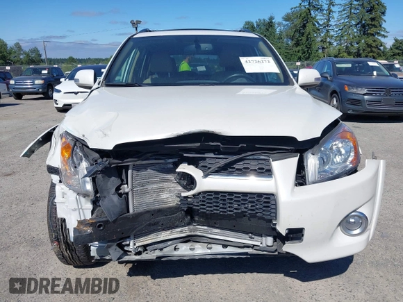 2011 Toyota RAV4 Limited z VIN 2T3DF4DV9BW173656, wystawiony jako IAAI lot #42726272 z przebiegiem 81 421 mil mil oraz . Historia ofert i sprzedaży dostępna na DreamBid. Obrazek 12.