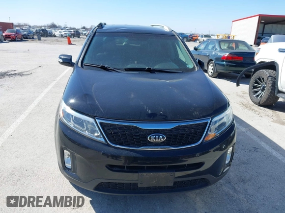 2015 Kia Sorento LX with VIN 5XYKTDA60FG607237, listed as a IAAI auction lot 41690678 with 114,380 mi miles. Bid and sale history available at carsss.com. Image 12.