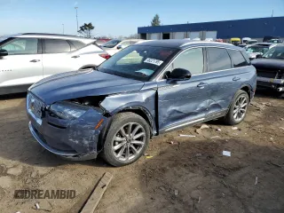 2022 Lincoln Corsair Standard with VIN 5LMCJ1D9XNUL13929, listed as a Copart auction lot 48221795 with 42,130 mi miles and Salvage Title. Bid and sale history available at carsss.com. Image 1.