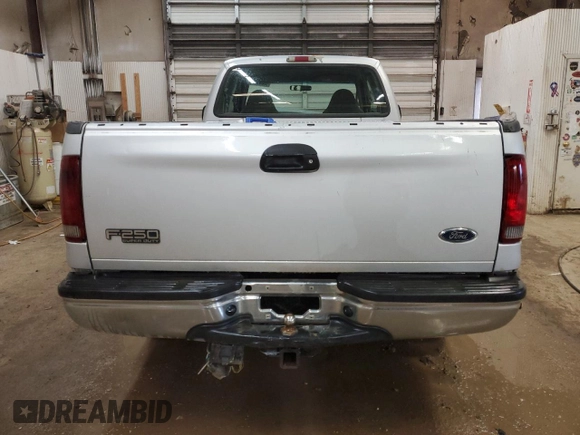 2001 Ford Super Duty F-250 XL with VIN 1FTNX21FX1EA66723, listed as a Copart auction lot 55885984 with 314,822 mi miles and Clean Title. Bid and sale history available at carsss.com. Image 6.