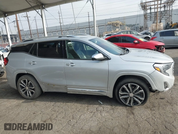 2020 GMC Terrain Denali z VIN 3GKALXEX0LL294117, wystawiony jako IAAI lot #42343656 z przebiegiem 67 697 mil mil oraz . Historia ofert i sprzedaży dostępna na DreamBid. Obrazek 14.
