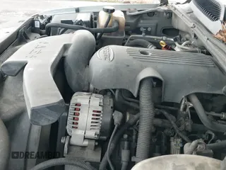2004 Chevrolet Suburban LT z VIN 1GNEC16Z74J107885, wystawiony jako IAAI lot #42686925 z przebiegiem 232 388 mil mil oraz . Historia ofert i sprzedaży dostępna na DreamBid. Obrazek 12.