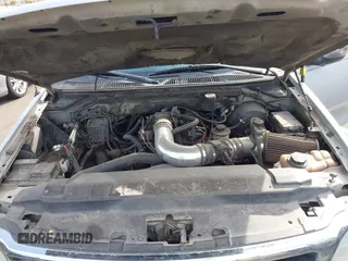 2001 Ford F-150 XL z VIN 1FTRX17W61NA73638, wystawiony jako IAAI lot #41543338 z przebiegiem Nie podano mil oraz . Historia ofert i sprzedaży dostępna na DreamBid. Obrazek 10.