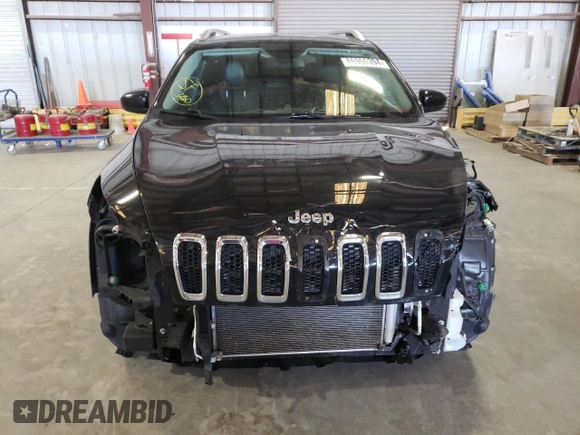 2018 Jeep Cherokee Latitude Plus with VIN 1C4PJMLX2JD545316, listed as a Copart auction lot 86966394 with 71,680 mi miles and Salvage Title. Bid and sale history available at DreamBid. Image 5.