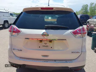 2016 Nissan Rogue SV with VIN KNMAT2MV0GP670288, listed as a IAAI auction lot 42202645 with 211,454 mi miles. Bid and sale history available at carsss.com. Image 16.