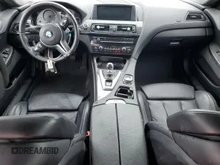2015 BMW M6 z VIN WBS6C9C56FD467625, wystawiony jako Copart lot #64269363 z przebiegiem 92 698 mil mil oraz Nie do naprawy. Historia ofert i sprzedaży dostępna na DreamBid. Obrazek 8.