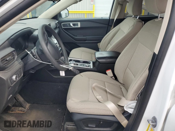2022 Ford Explorer z VIN 1FMSK8BB2NGA28229, wystawiony jako Copart lot #49720615 z przebiegiem 13 450 mil mil oraz Nie do naprawy • Non repairable. Historia ofert i sprzedaży dostępna na DreamBid. Obrazek 7.