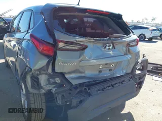 2020 Hyundai Kona SE with VIN KM8K1CAA0LU483447, listed as a IAAI auction lot 41866272 with 89,708 mi miles and . Bid and sale history available at carsss.com. Image 6.