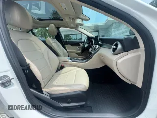 2017 Mercedes-Benz C 300 with VIN 55SWF4KB2HU211825, listed as a Copart auction lot 65092705 with 107,705 mi miles and Clean title. Bid and sale history available at DreamBid. Image 5.