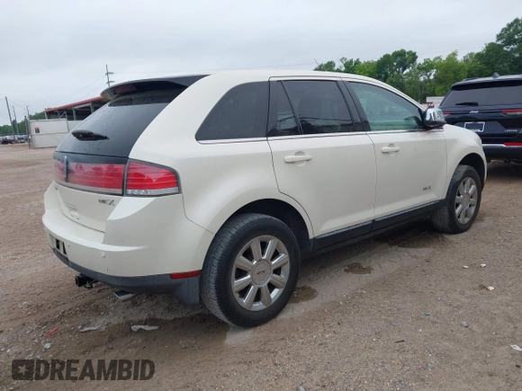 2007 Lincoln MKX with VIN 2LMDU68CX7BJ37902, listed as a IAAI auction lot 42182382 with 110,980 mi miles and . Bid and sale history available at DreamBid. Image 4.