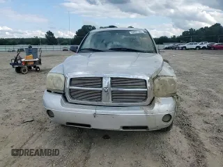 2005 Dodge Dakota SLT z VIN 1D7HW48K85S226691, wystawiony jako Copart lot #59007185 z przebiegiem Nie podano mil oraz Czysty tytuł • Clean title. Historia ofert i sprzedaży dostępna na DreamBid. Obrazek 13.