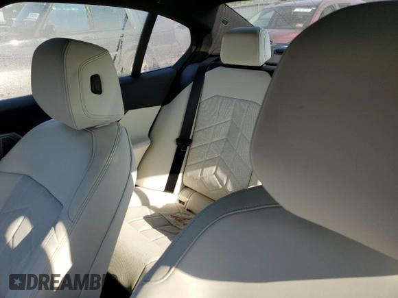 2024 BMW i5 M60 with VIN WBY43FK02RCR61881, listed as a Copart auction lot 71092944 with 0 mi miles and Salvage Title. Bid and sale history available at carsss.com. Image 10.