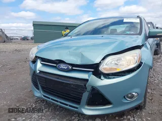 2012 Ford Focus SEL with VIN 1FAHP3H29CL248780, listed as a IAAI auction lot 41961348 with 120,719 mi miles. Bid and sale history available at carsss.com. Image 6.