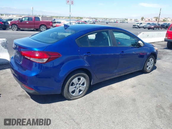 2017 Kia Forte LX with VIN 3KPFK4A77HE137768, listed as a IAAI auction lot 42019109 with 88,324 mi miles. Bid and sale history available at carsss.com. Image 4.