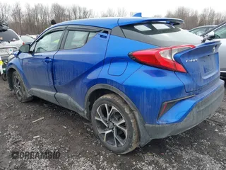 2018 Toyota C-HR XLE with VIN NMTKHMBXXJR001608, listed as a IAAI auction lot 41785723 with 138,047 mi miles. Bid and sale history available at carsss.com. Image 3.