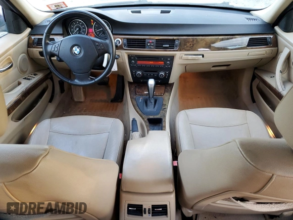 2008 BMW 3 Series 328xi z VIN WBAVT73508FZ37661, wystawiony jako Copart lot #82844114 z przebiegiem 188 089 mil mil oraz Czysty tytuł • Clean title. Historia ofert i sprzedaży dostępna na DreamBid. Obrazek 8.