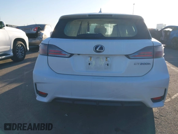 2014 Lexus CT 200h z VIN JTHKD5BH3E2177942, wystawiony jako IAAI lot #41751065 z przebiegiem 24 533 mil mil oraz . Historia ofert i sprzedaży dostępna na DreamBid. Obrazek 17.