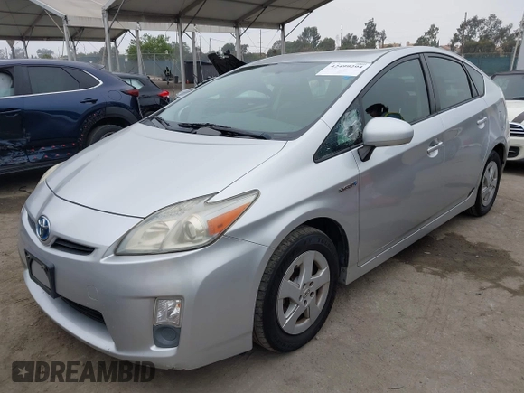2010 Toyota Prius II z VIN JTDKN3DU0A5204746, wystawiony jako IAAI lot #42499294 z przebiegiem 254 114 mil mil oraz . Historia ofert i sprzedaży dostępna na DreamBid. Obrazek 2.