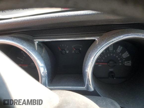 2005 Ford Mustang Deluxe with VIN 1ZVFT84N755194037, listed as a Copart auction lot 61485405 with Not provided miles and Salvage title. Bid and sale history available at DreamBid. Image 9.