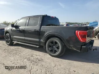 2021 Ford F-150 XL with VIN 1FTEW1CP8MFA25136, listed as a Copart auction lot 49470755 with 91,617 mi miles and Salvage Title. Bid and sale history available at carsss.com. Image 2.