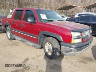 2004 Chevrolet Avalanche with VIN 3GNEC12T74G189331, listed as a IAAI auction lot 41748295 with 103,864 mi miles. Bid and sale history available at carsss.com. Image 1.
