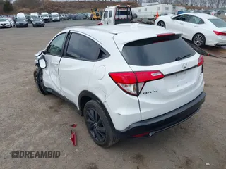 2022 Honda HR-V Sport with VIN 3CZRU6H18NM776130, listed as a IAAI auction lot 41894467 with 12,731 mi miles and . Bid and sale history available at carsss.com. Image 3.