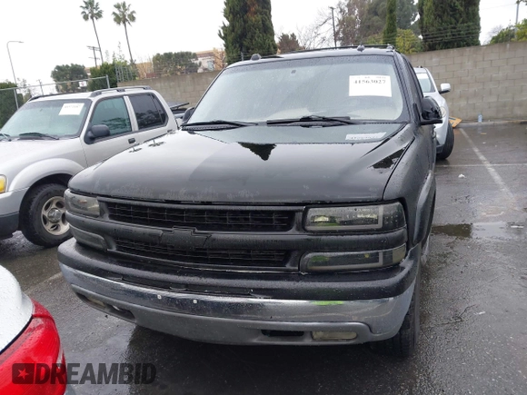 2004 Chevrolet Tahoe LS with VIN 1GNEC13TX4R282908, listed as a IAAI auction lot 41563027 with 1 mi miles. Bid and sale history available at carsss.com. Image 13.