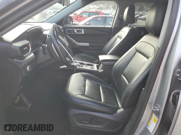 2022 Ford Explorer XLT with VIN 1FMSK8DH2NGB06154, listed as a Copart auction lot 45265545 with 93,803 mi miles and Salvage Title. Bid and sale history available at DreamBid. Image 7.