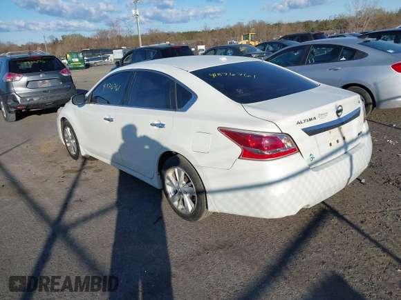 2013 Nissan Altima SV with VIN 1N4AL3AP1DC229855, listed as a IAAI auction lot 41876761 with 212,046 mi miles and . Bid and sale history available at carsss.com. Image 3.