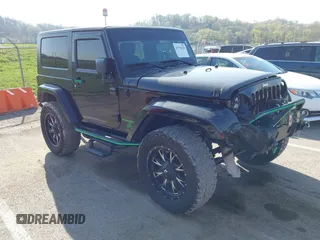 2008 Jeep Wrangler Sahara z VIN 1J4FA541X8L539463, wystawiony jako IAAI lot #41978320 z przebiegiem 93 627 mil mil oraz . Historia ofert i sprzedaży dostępna na DreamBid. Obrazek 1.
