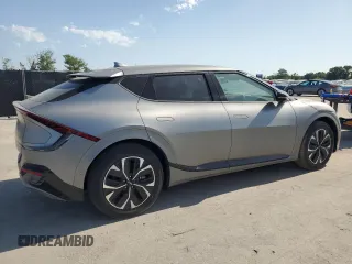 2024 Kia EV6 GT-Line z VIN KNDC44LA6R5202841, wystawiony jako Copart lot #57298405 z przebiegiem 18 mil mil oraz Szkoda całkowita • Salvage title. Historia ofert i sprzedaży dostępna na DreamBid. Obrazek 3.