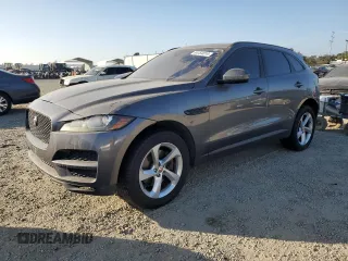 2017 Jaguar F-Pace 35t Premium z VIN SADCJ2BV6HA097553, wystawiony jako Copart lot #84154014 z przebiegiem 172 005 mil mil oraz Czysty tytuł • Clean title. Historia ofert i sprzedaży dostępna na DreamBid. Obrazek 1.