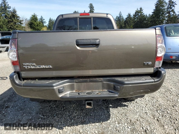 2015 Toyota Tacoma with VIN 5TFUU4EN2FX141931, listed as a Copart auction lot 51776945 with 30,244 mi miles and Salvage title. Bid and sale history available at DreamBid. Image 6.