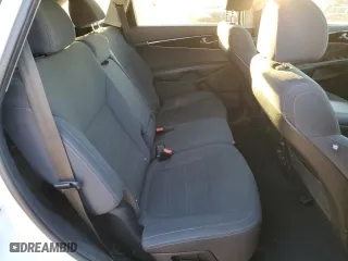 2018 Kia Sorento LX V6 with VIN 5XYPG4A50JG338876, listed as a Copart auction lot 46427745 with 121,427 mi miles and Salvage Title. Bid and sale history available at carsss.com. Image 11.