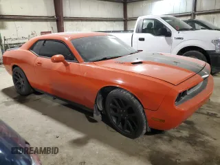 2010 Dodge Challenger SRT-8 with VIN 2B3CJ7DW3AH260635, listed as a Copart auction lot 87880775 with 105,524 mi miles and Salvage title. Bid and sale history available at DreamBid. Image 4.