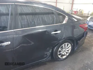 2018 Nissan Altima SV with VIN 1N4AL3APXJC270416, listed as a IAAI auction lot 42059145 with 157,877 mi miles and . Bid and sale history available at carsss.com. Image 6.