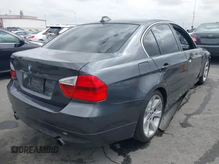 2008 BMW 3 Series 335i with VIN WBAVB73518KY64441, listed as a IAAI auction lot 42066541 with 155,868 mi miles and . Bid and sale history available at DreamBid. Image 4.