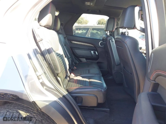 2018 Land Rover Discovery HSE Luxury with VIN SALRT2RV4JA049800, listed as a IAAI auction lot 41637444 with 57,452 mi miles. Bid and sale history available at carsss.com. Image 8.