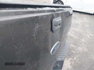 2005 Ford F-150 XLT с VIN 1FTRW12WX5FA40877, выставлен на аукционе IAAI как лот 41760089 с пробегом 182 419 миль миль и . История ставок и продаж доступна на DreamBid. Изображение 6.