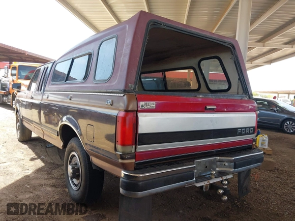 1990 Ford F-250 with VIN 1FTHX25G3LKB31027, listed as a IAAI auction lot 41985838 with 86,502 mi miles and . Bid and sale history available at DreamBid. Image 3.