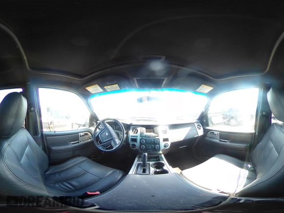 2017 Ford Expedition XLT с VIN 1FMJU1HT0HEA18067, выставлен на аукционе IAAI как лот 42371379 с пробегом 165 211 миль миль и . История ставок и продаж доступна на DreamBid. Изображение 16.