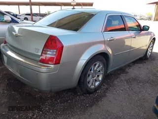 2006 Chrysler 300 C with VIN 2C3LA63H46H290377, listed as a IAAI auction lot 42035128 with 103,847 mi miles and . Bid and sale history available at carsss.com. Image 4.