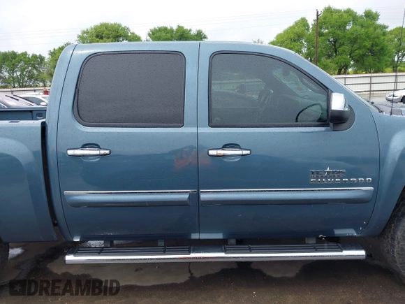 2011 Chevrolet Silverado 1500 LT with VIN 3GCPCSE08BG208197, listed as a IAAI auction lot 41865262 with 144,512 mi miles and . Bid and sale history available at DreamBid. Image 14.