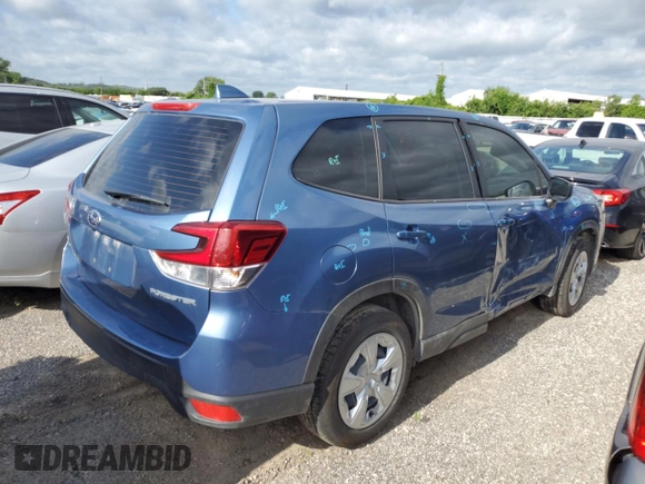 2023 Subaru Forester with VIN JF2SKAAC2PH459822, listed as a Copart auction lot 57629614 with 32,590 mi miles and Salvage title. Bid and sale history available at DreamBid. Image 3.