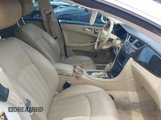 2006 Mercedes-Benz CLS 500 с VIN WDDDJ75X26A062201, выставлен на аукционе IAAI как лот 42121649 с пробегом 153 951 миль миль и . История ставок и продаж доступна на DreamBid. Изображение 5.