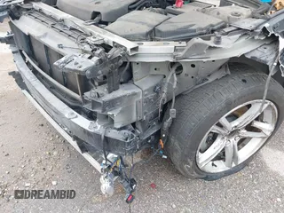 2018 Volvo S90 Momentum with VIN LVY982AK7JP025569, listed as a IAAI auction lot 41684964 with 102,815 mi miles. Bid and sale history available at carsss.com. Image 6.