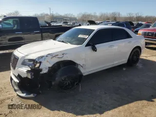 2014 Chrysler 300 with VIN 2C3CCAGG5EH384443, listed as a Copart auction lot 45796305 with 129,543 mi miles and Salvage Title. Bid and sale history available at carsss.com. Image 1.