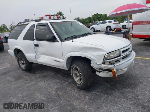 2003 Chevrolet Blazer Xtreme z VIN 1GNCS18X33K152868, wystawiony jako IAAI lot #39801584 z przebiegiem 167 157 mil mil oraz . Historia ofert i sprzedaży dostępna na DreamBid. Obrazek 1.