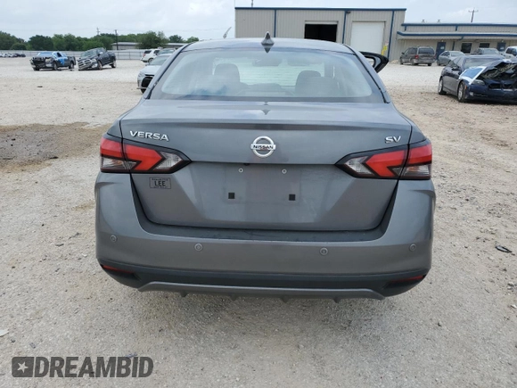 2020 Nissan Versa SV z VIN 3N1CN8EV3LL807818, wystawiony jako Copart lot #54895555 z przebiegiem 89 630 mil mil oraz Szkoda całkowita • Salvage title. Historia ofert i sprzedaży dostępna na DreamBid. Obrazek 6.