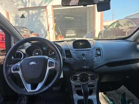 2015 Ford Fiesta SE with VIN 3FADP4BJ8FM135510, listed as a Copart auction lot 49908925 with 121,890 mi miles and Clean Title. Bid and sale history available at DreamBid. Image 9.